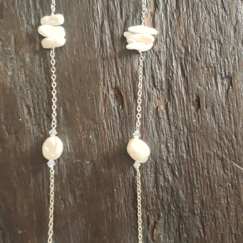 NWOT Silver Stone Pearls Adjustable Necklace